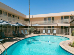 Гостиница La Jolla Riviera Inn  Сан Диего